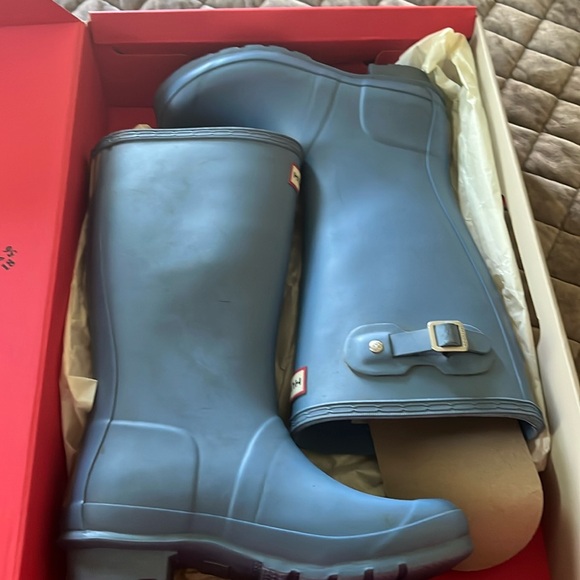 Hunter boots - Picture 1 of 3